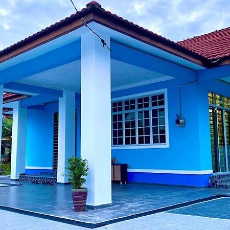 Seri Idaman Guest House  Pasir Mas Bagian luar foto